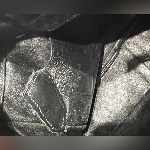 Chanel vintage caviar shoulder bag (project) - Picture 15 of 16